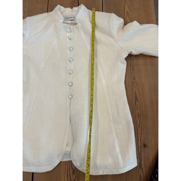 Vintage Lily & Taylor White Wool Button Up Coat 16 Wedding - Picture 8 of 8